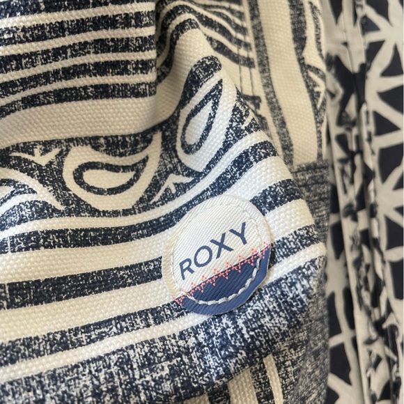 Roxy Backpack - Picture 3 of 6